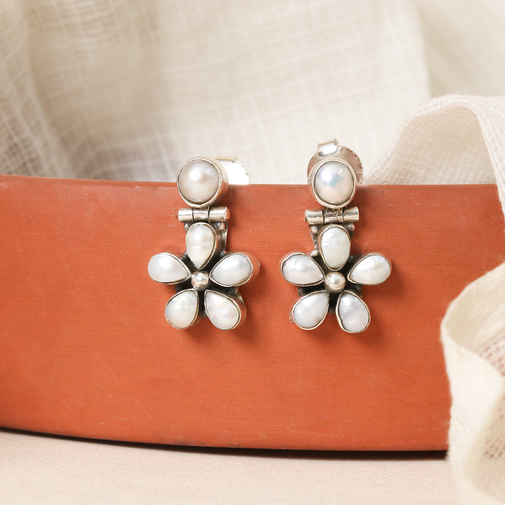 Floral Pearl Earrings