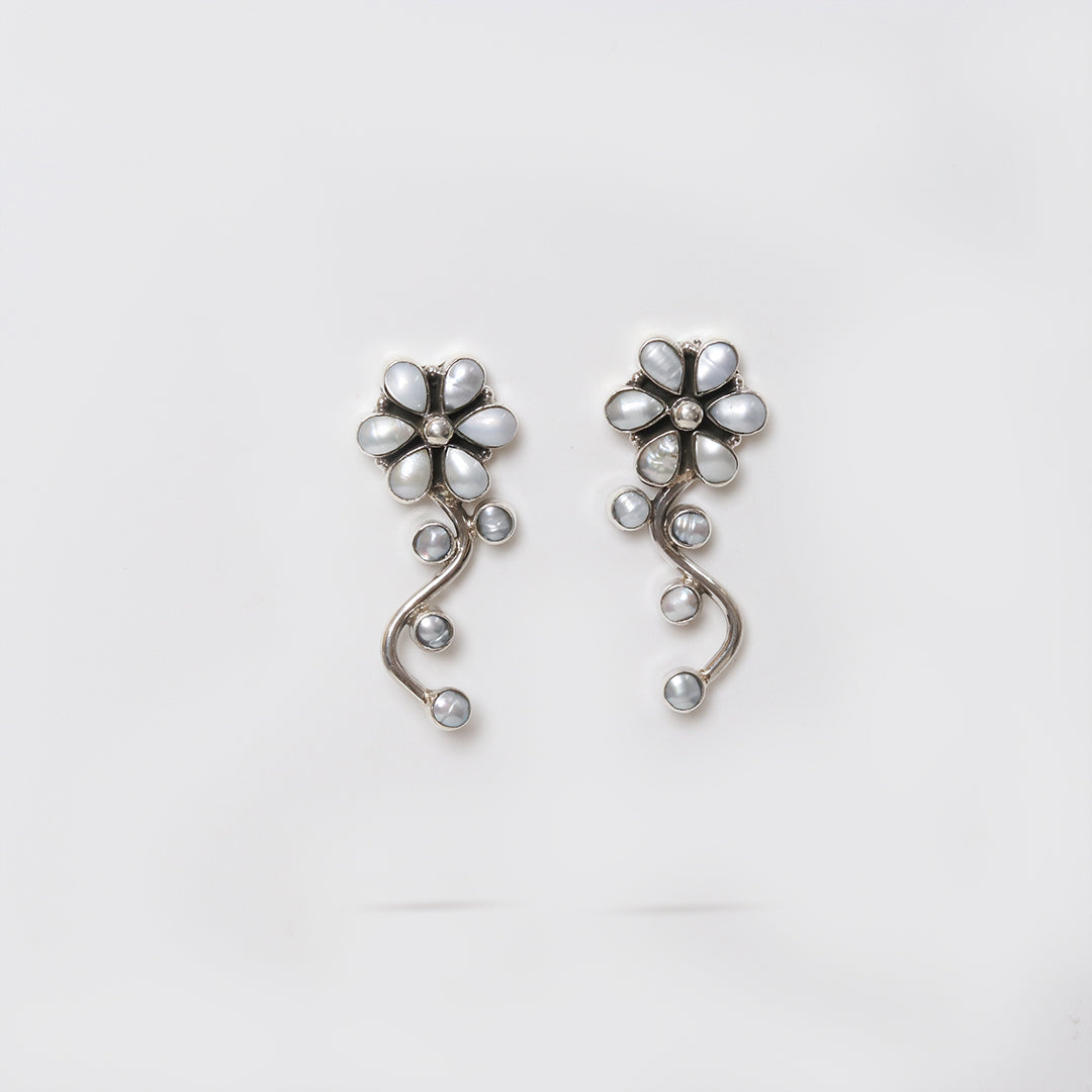 Floral Pearl Earrings
