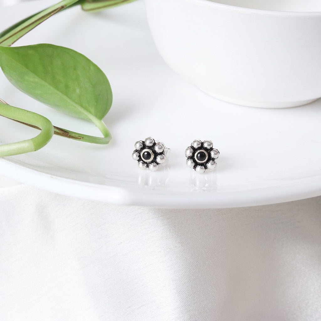 Black Kudi Studs