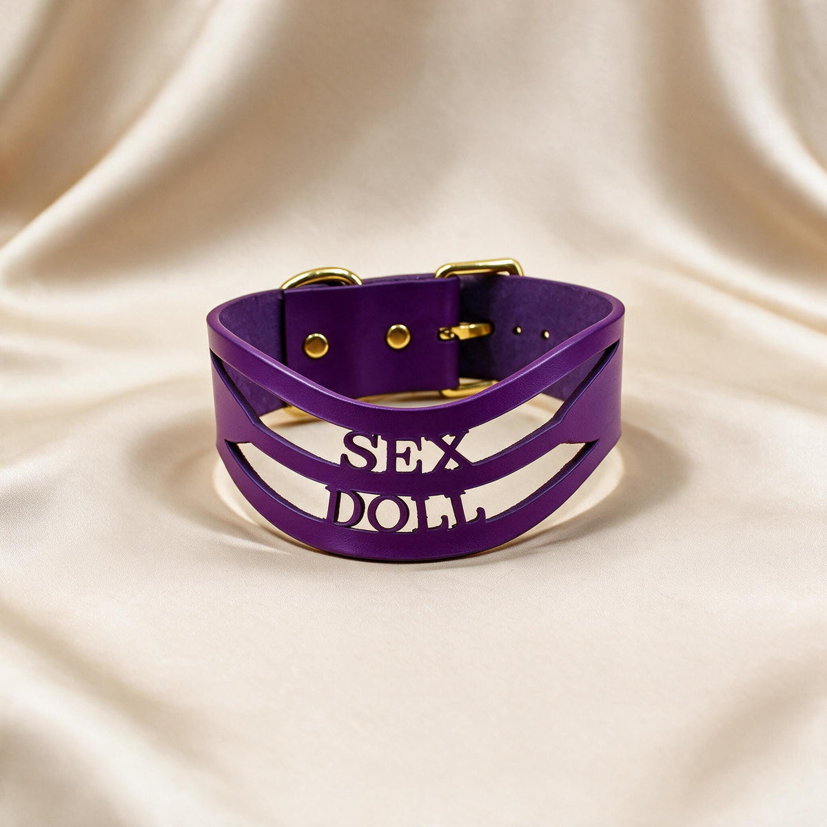 Discreet Day Collar, Submissive Slave Choker 38mm Gothic Gift Box
