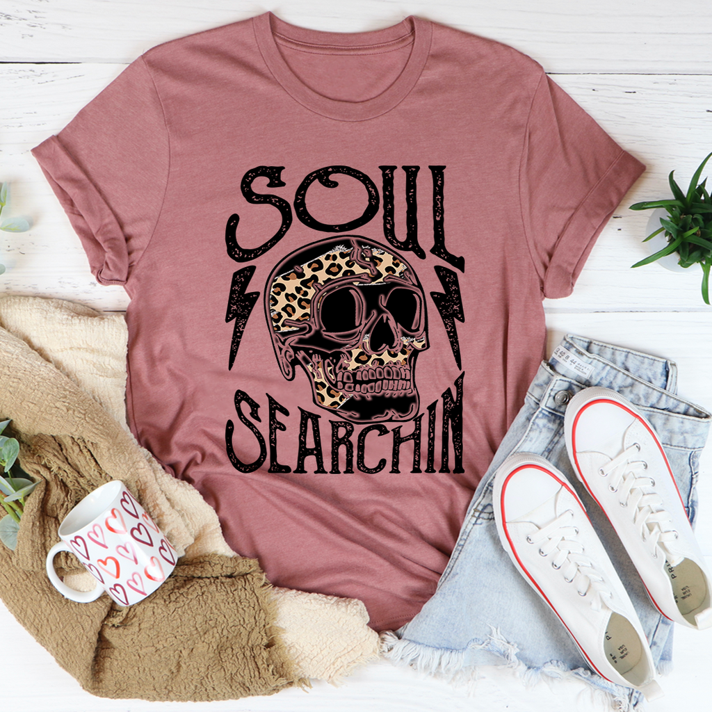 Unisex dusty pink graphic T-shirt with Soul Searchin skull front print