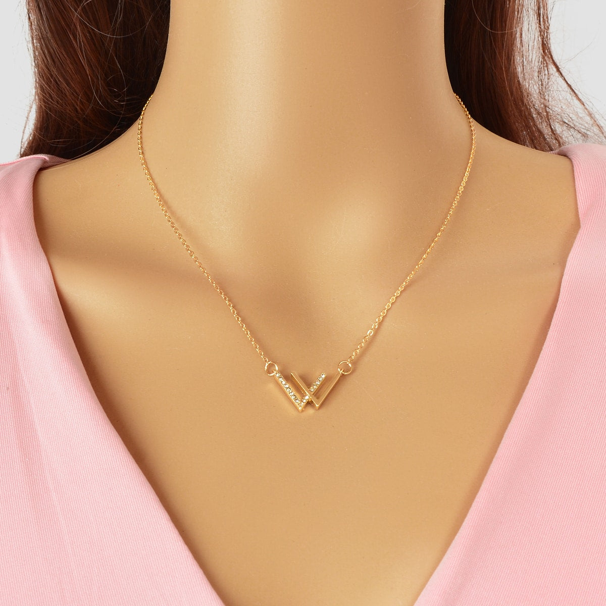 Gold chain V charm rhinestone necklace with geometric V pendant