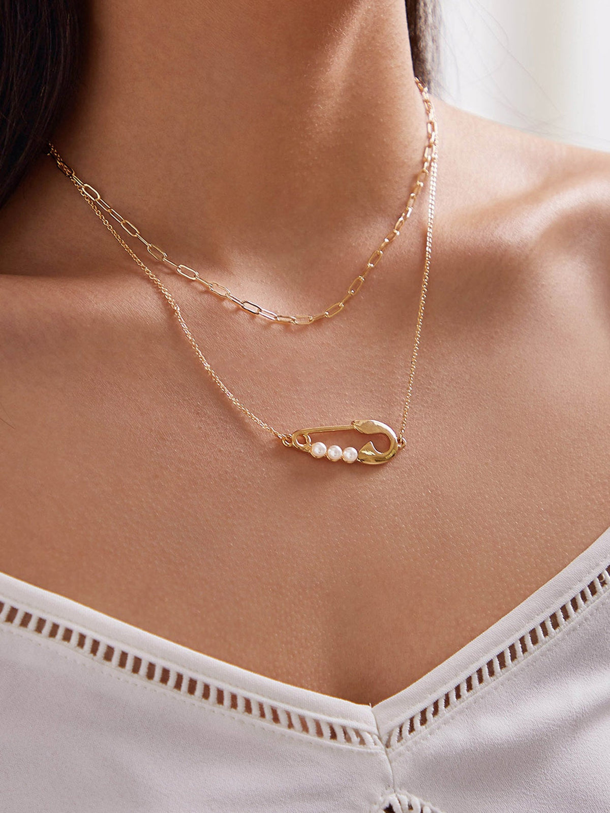 2pcs Popular Accessories Gold Chain Pearl Decor Pin Charm Necklace Women Jewelry