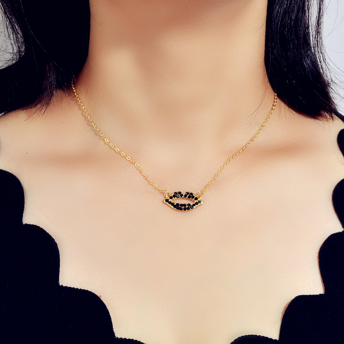 Gift Jewellery Valentine's Day Gold Chain Rhinestone Love Lips Pendant Necklace