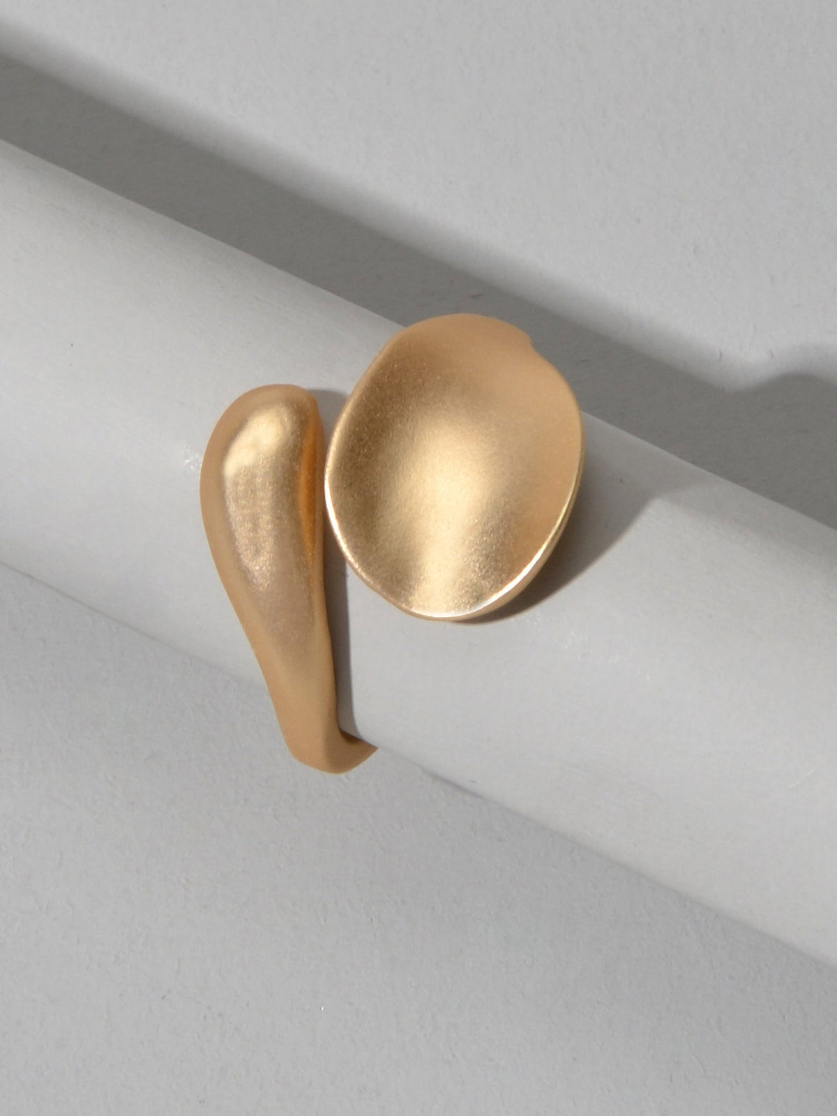 Female Minimalist Jewellery Gold Leaf Design Finger Ring Girl Wedding Party Band