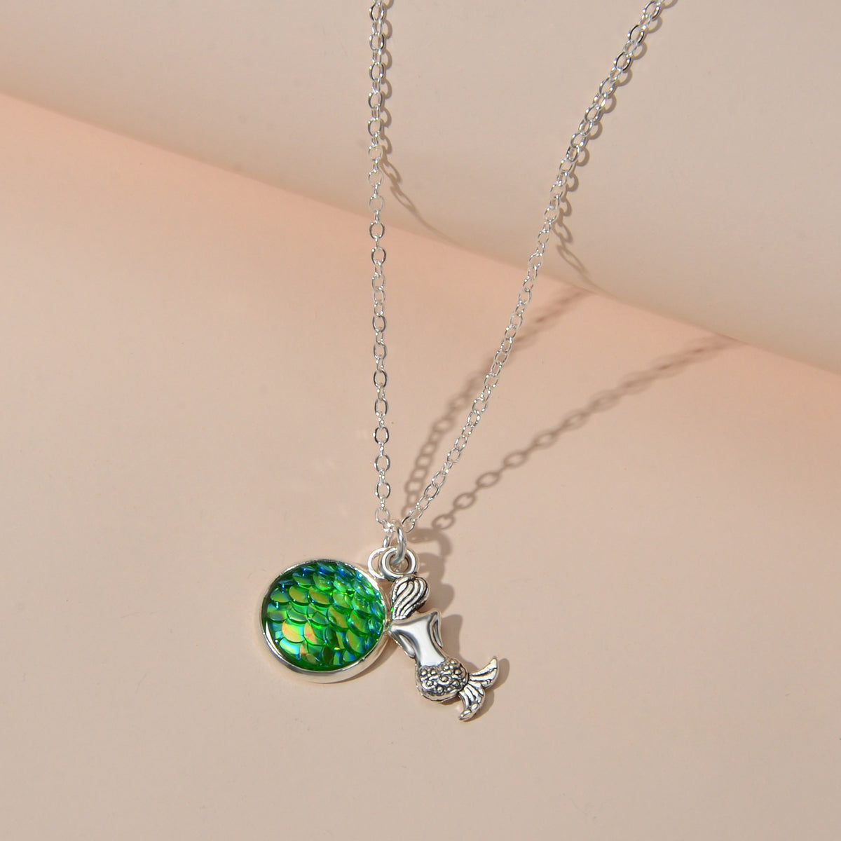 American Jewellery Silver Chain Mermaid Fish Scales Round Boho Chic Necklace