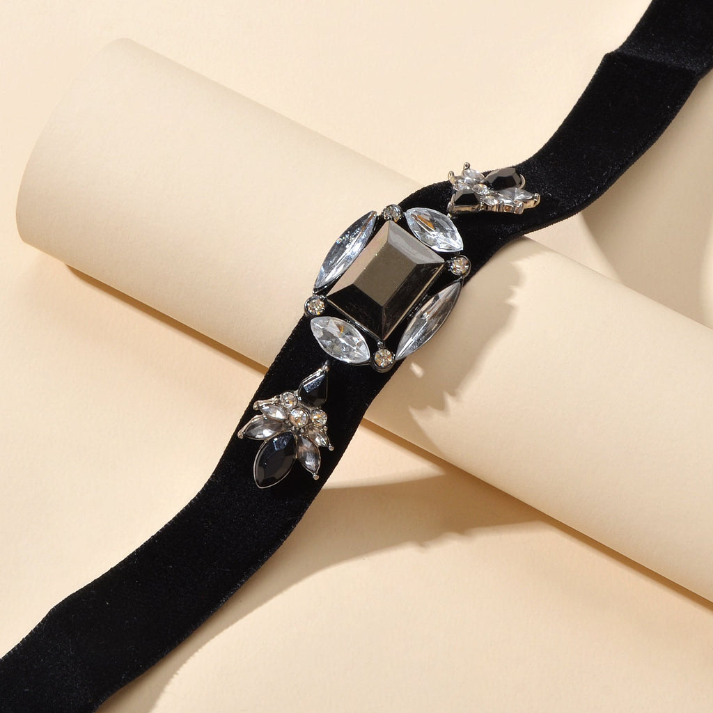 Retro Jewellery 90s Rhinestone Black Velvet Short Tattoo Choker Grunge Necklace