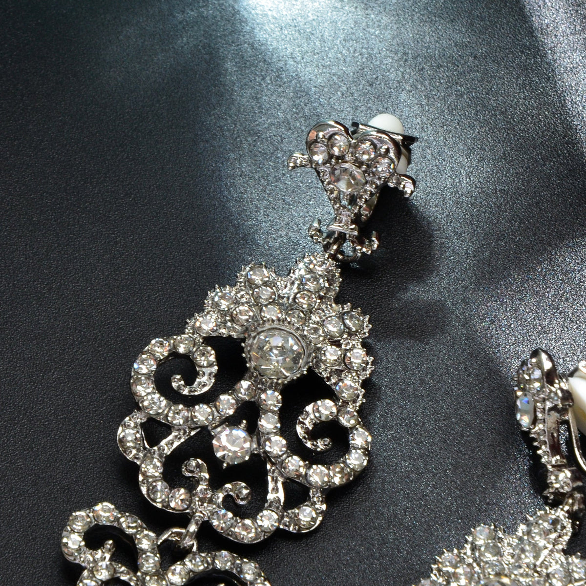 Luxury Rhinestones Silver Hollow Carving Pendant Earrings Banquet Wedding Jewellery