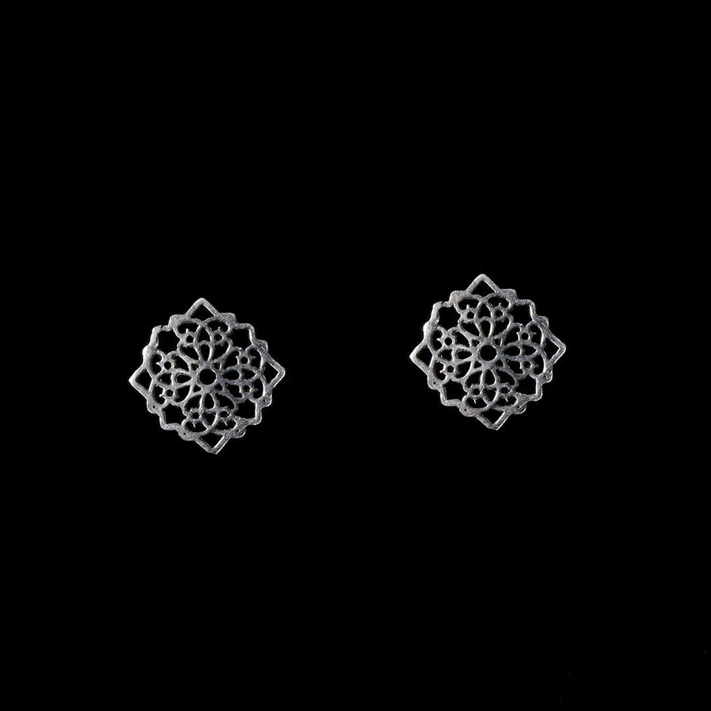 Cutwork Pattern Earrings