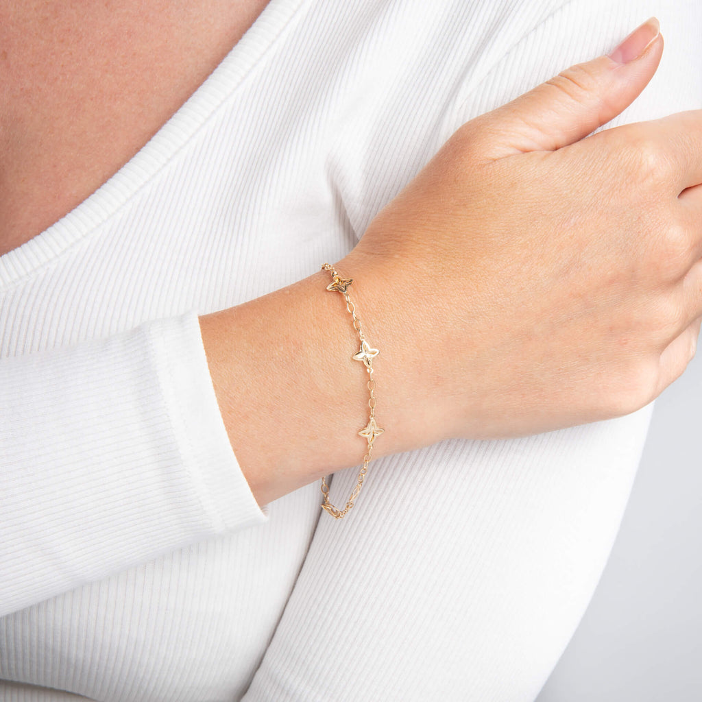 Elements Gold Textured Flower Station Bracelet-1