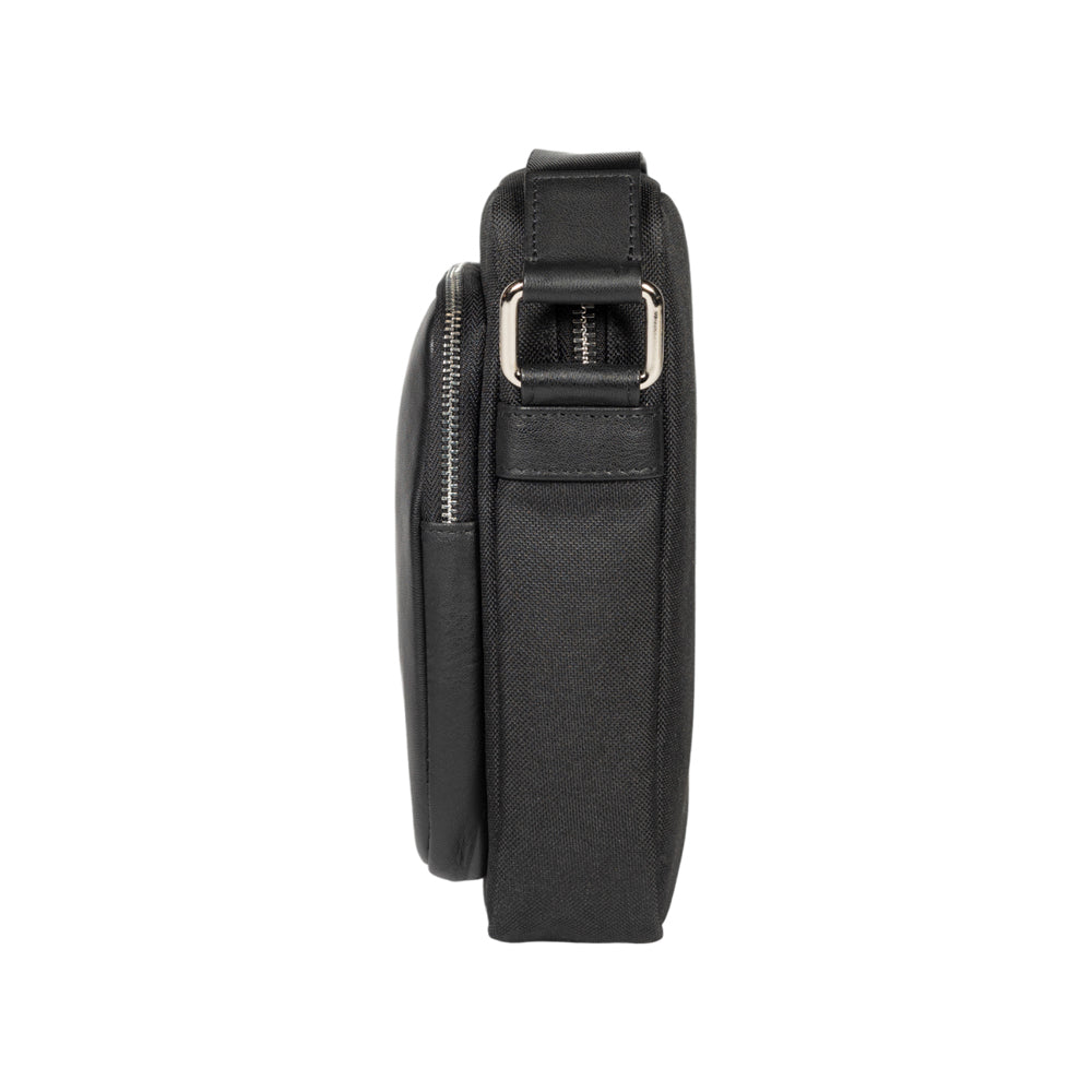 RB2002A | Nylon/Vera Leather Shoulder Bag, with light grain. Zipper closure and adjustable shoulder strap - Black color - Size: 15.5 x 21 x 7 cm. Packaging: Non-Woven Fabric Bag - Bag at Dealshubindia