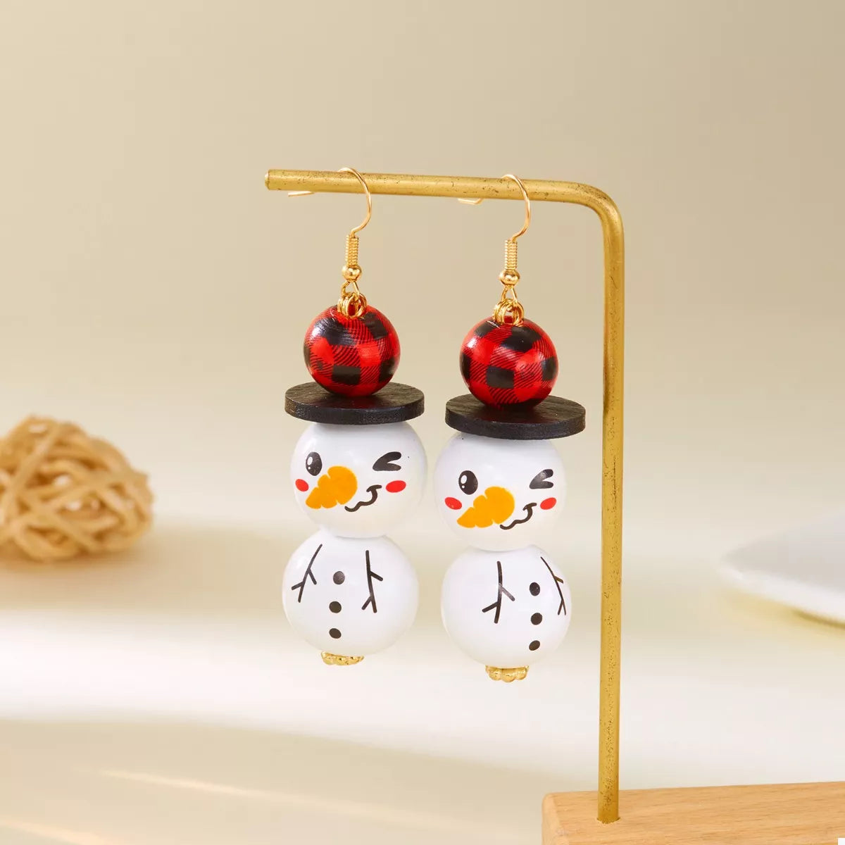Christmas Snowman Dangle Earrings - n/a at Dealshubindia