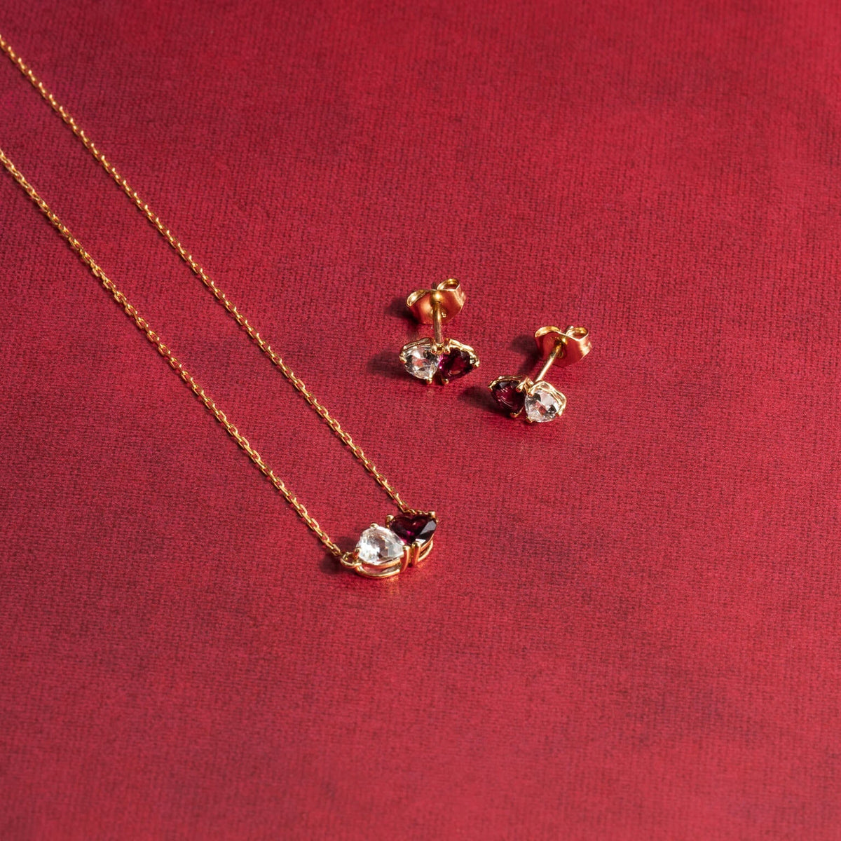 Elements Gold Toi et Moi Heart Necklace-3