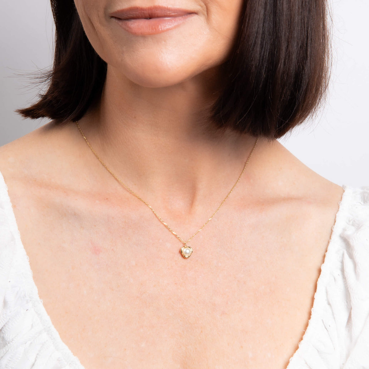 Elements Gold Petal Set Pearl Necklace-1