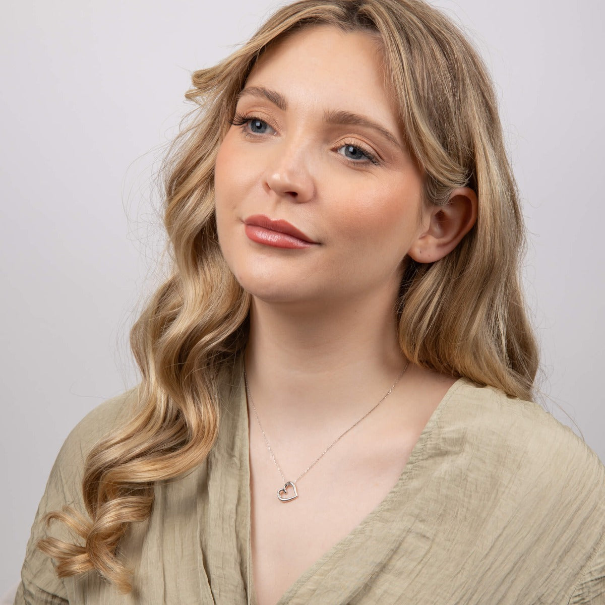 Elements Gold Organic Heart Pendant-2