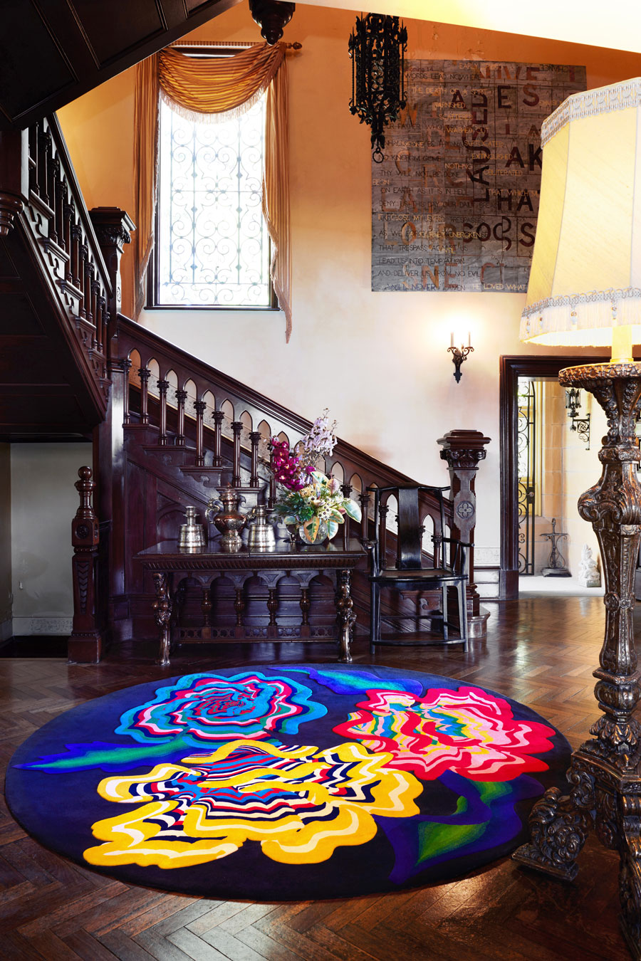 Hand Tufted Psychedelic Floral Round Wool Rug | Multicolour on Black | Loquax by Rugfine