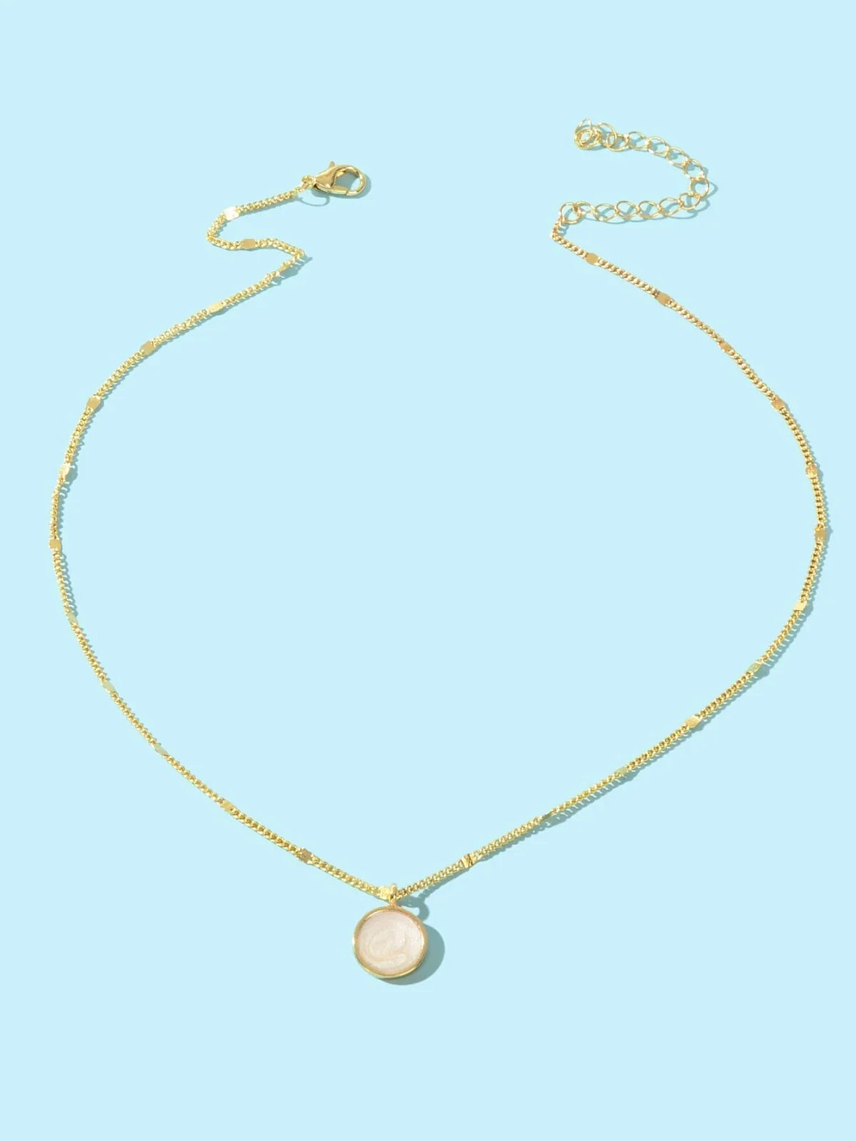 Textured Jewellery Gold Chain White Enamel Round Pendant Necklace Accessories