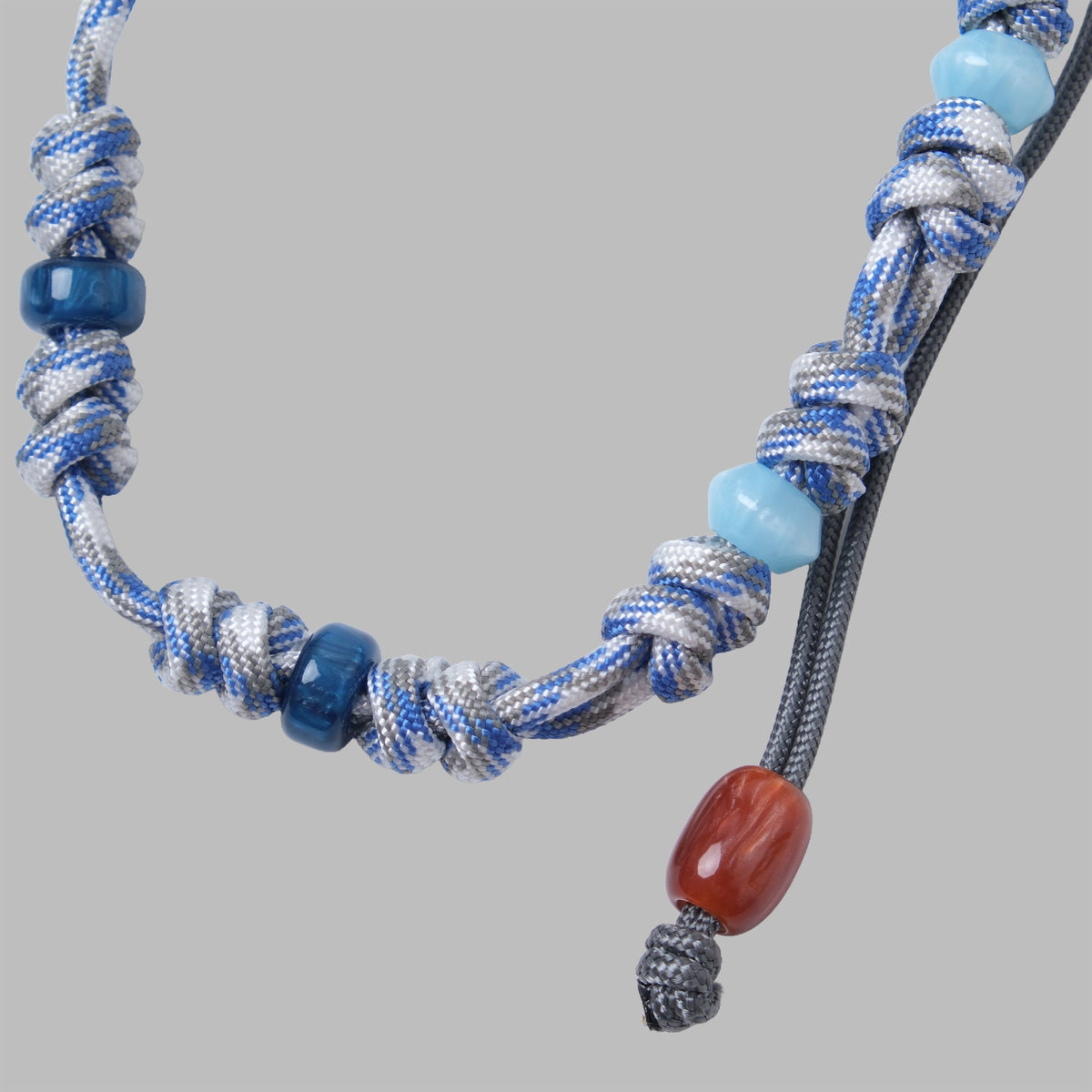 SRParacord V6 White - Accessories at Dealshubindia